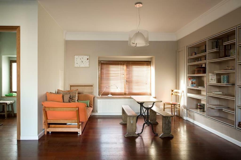 B&B La Chambre De Plume Schaerbeek Екстер'єр фото